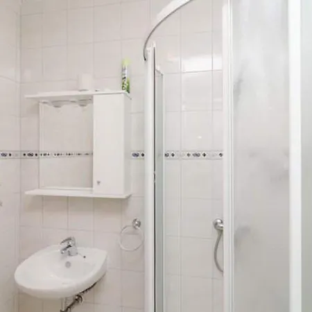 Apartment Skurla - One Bedroom With Terrace A3 Saplunara