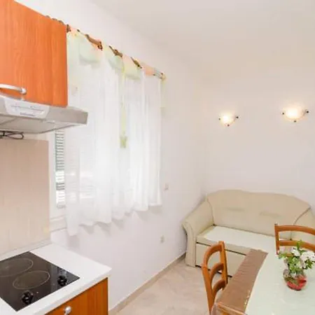 Skurla - One Bedroom With Terrace A3 Daire Saplunara